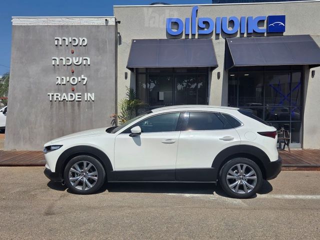 מאזדה CX-30