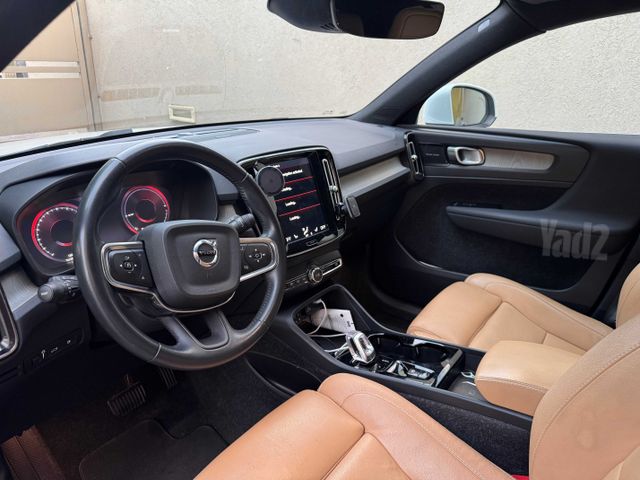 וולוו XC40