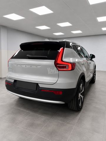 וולוו XC40