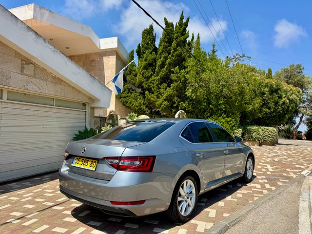 סקודה סופרב