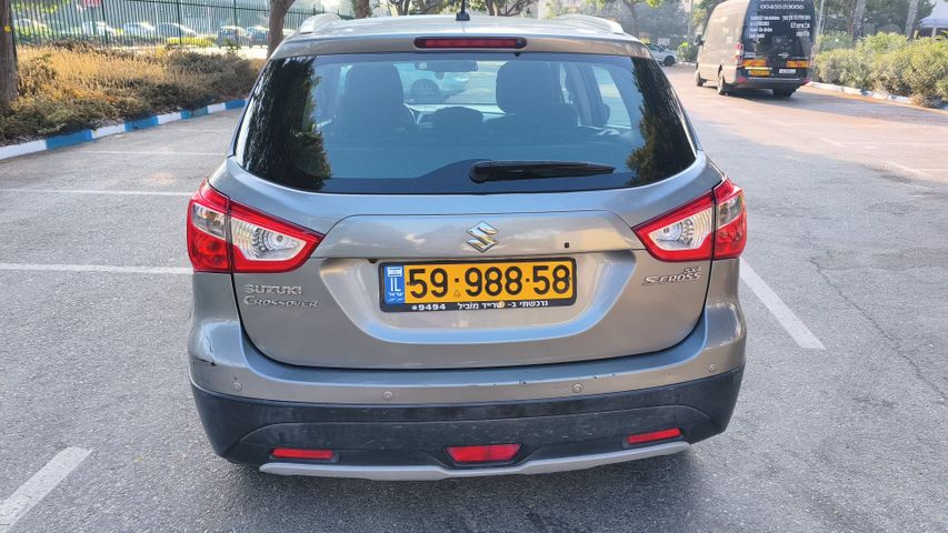 סוזוקי קרוסאובר