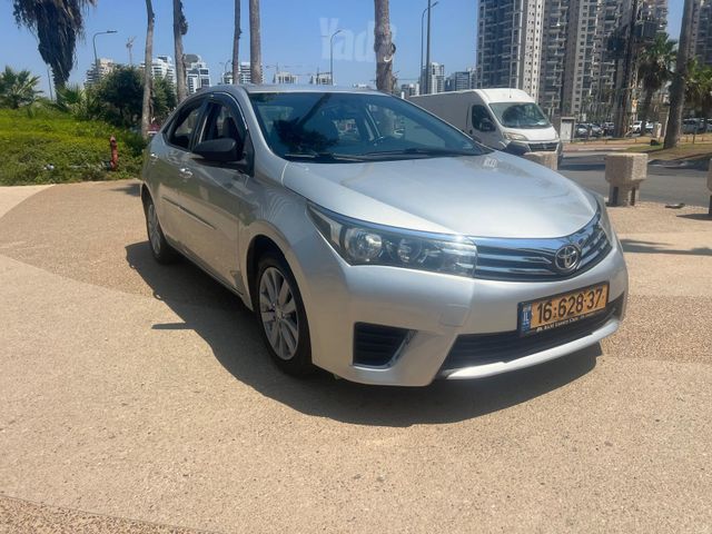 טויוטה קורולה