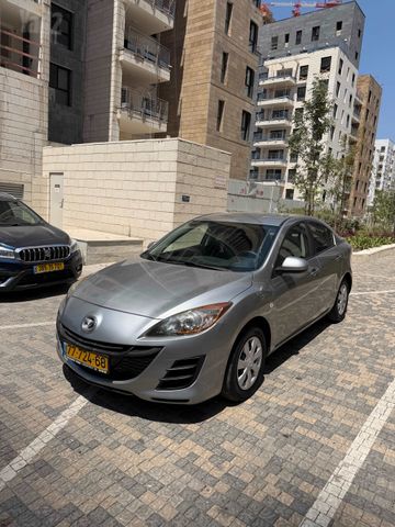 מאזדה 3