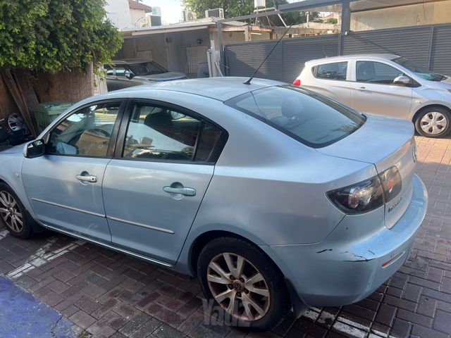 מאזדה 3