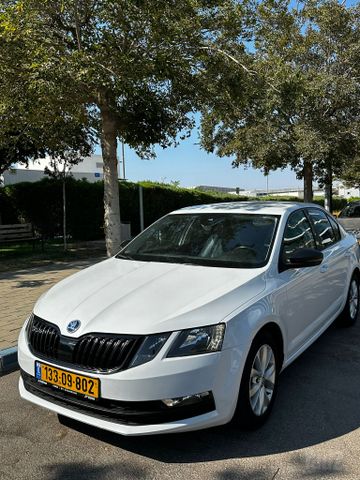 סקודה אוקטביה
