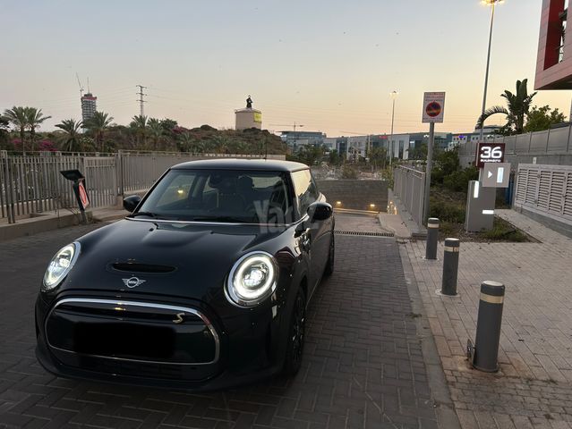 מיני קופר SE (חשמלית)