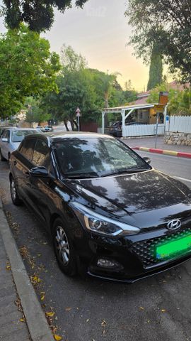 מודעת רכב יונדאי i20