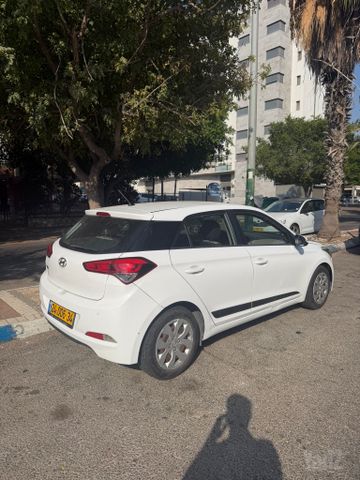 יונדאי i20