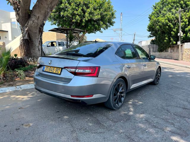 סקודה סופרב