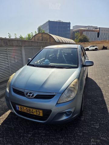 יונדאי i20
