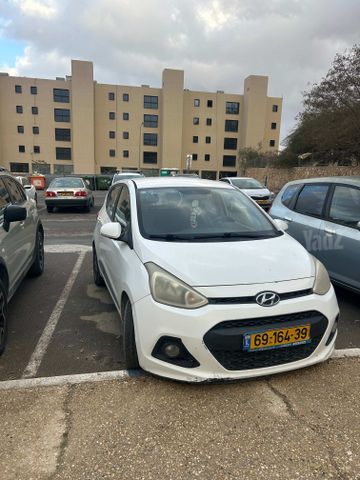 יונדאי i10