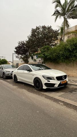 מרצדס-בנץ CLA