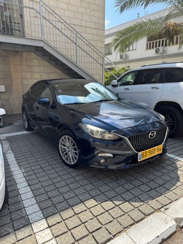 מאזדה 3