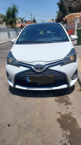 מודעת רכב טויוטה יאריס