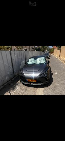 מודעת רכב אם ג'י MG4