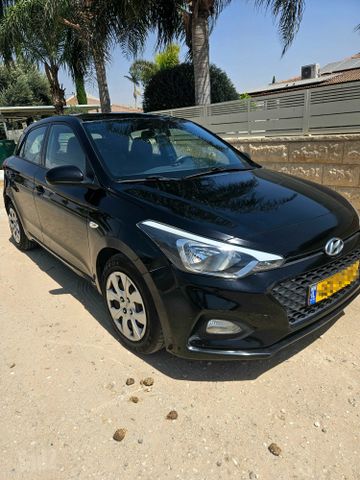 יונדאי i20