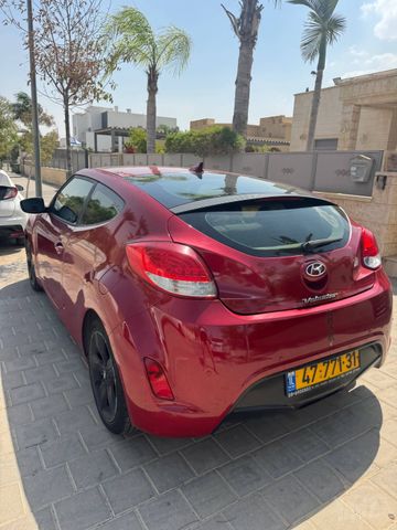 יונדאי ולוסטר