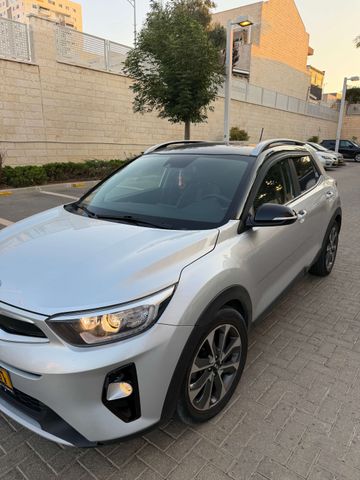 קיה סטוניק