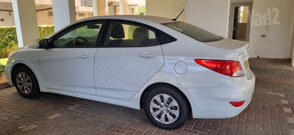 יונדאי אקסנט i25