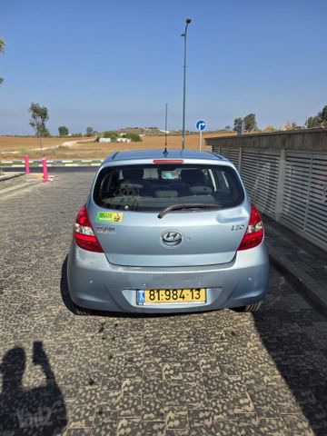 יונדאי i20