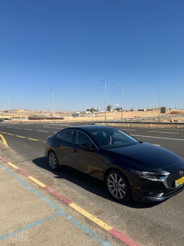 מאזדה 3