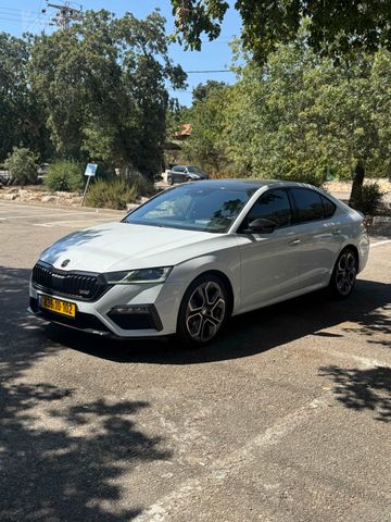 סקודה אוקטביה