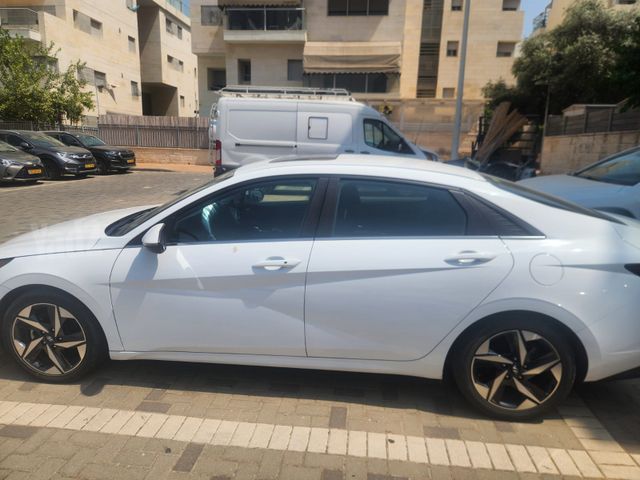 יונדאי אלנטרה