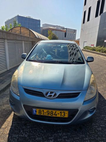 מודעת רכב יונדאי i20