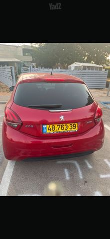 מודעת רכב פיג'ו 208