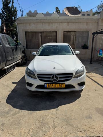 מודעת רכב מרצדס-בנץ C-class