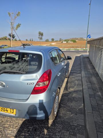 יונדאי i20