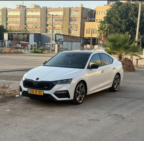 סקודה אוקטביה