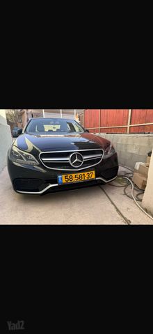 מודעת רכב מרצדס-בנץ E-class