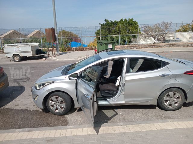 יונדאי I35