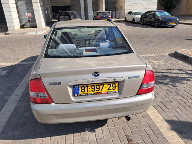 מאזדה 323