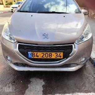 מודעת רכב פיג'ו 208