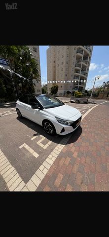 יונדאי i20