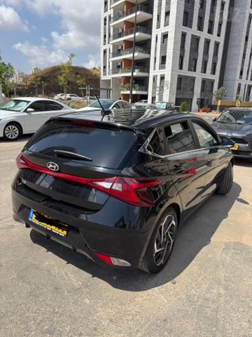 יונדאי i20