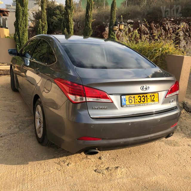 יונדאי i40