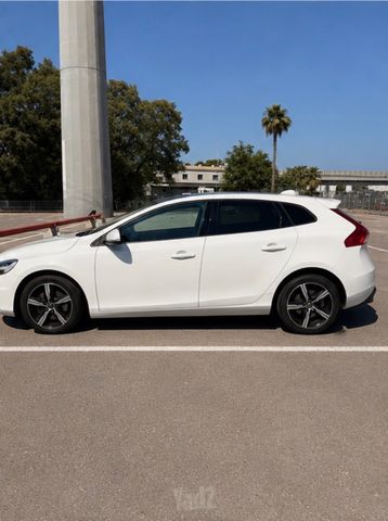 מודעת רכב וולוו V40