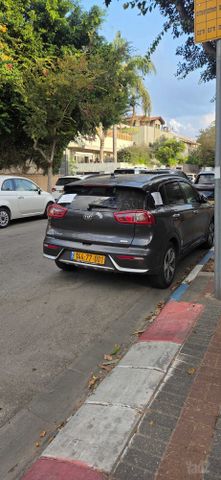 קיה נירו