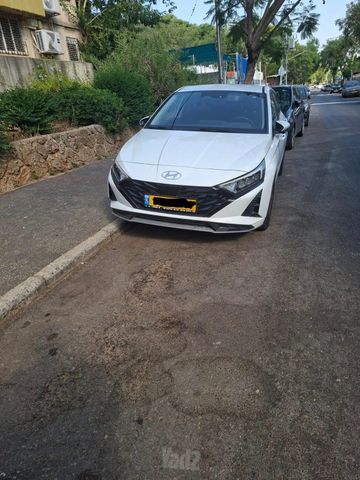 מודעת רכב יונדאי i20