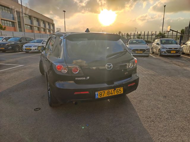מאזדה 3