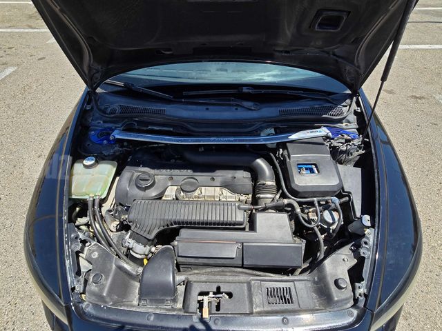 וולוו C30