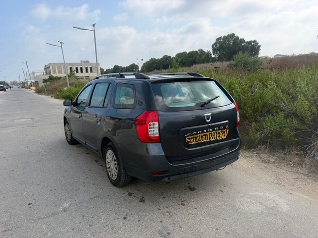 דאצ'יה לוגאן