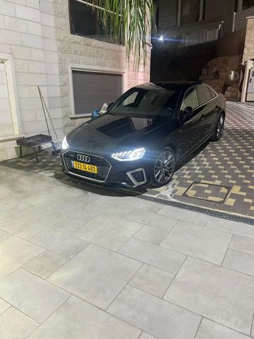 מודעת רכב אאודי A4