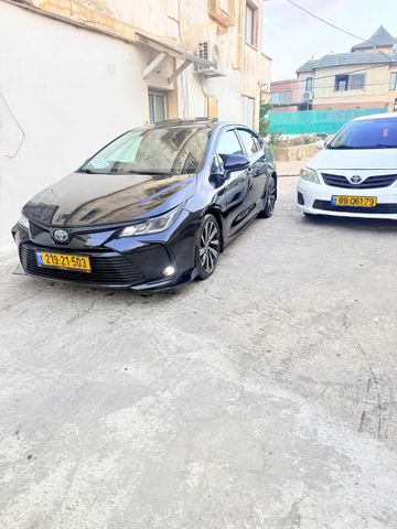 טויוטה קורולה