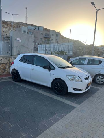 מודעת רכב טויוטה אוריס