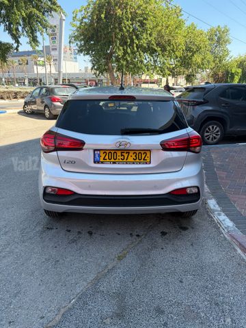 יונדאי i20