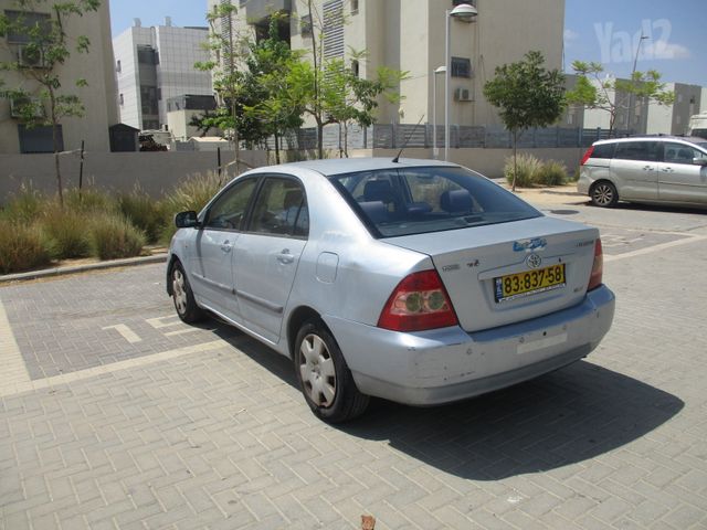 טויוטה קורולה